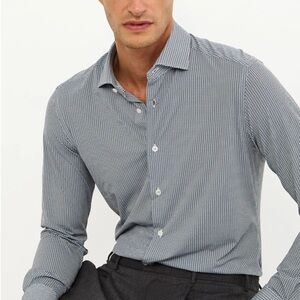 Xacus Men’s Cutaway Collared Shirt - Active Fit